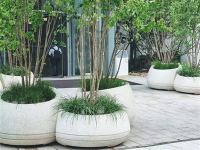 Large Lightweight Outdoor Pots