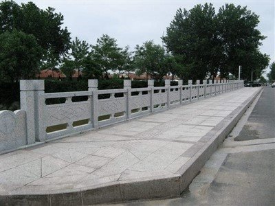 Standard Concrete Municipal Guardrail
